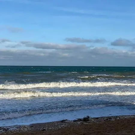 Studio,50 M De La Mer, Centre Ville. * Houlgate